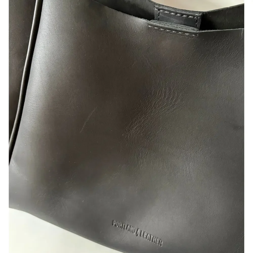 Portland Leather Goods Smooth Black Large Verona Almost Perfect BNNU
